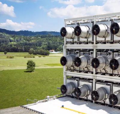 Fullscreen image 409b4dfc00309c8e6544